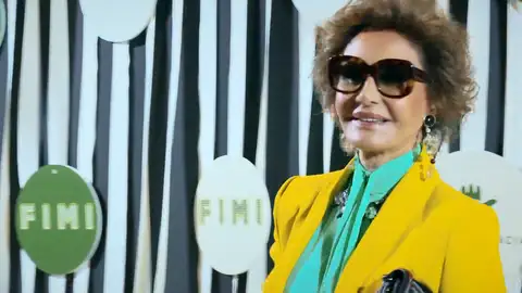 Naty Abascal reaparece en París mientras arrasa en México, donde le dedican una exposición Naty Abascal reaparece en París mientras arrasa en México, donde le dedican una exposición