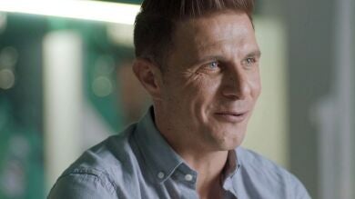 Joaquín: “Todo el mundo quiere que me quede, mi mujer no me aguanta en mi casa, voy a durar más que la playa”