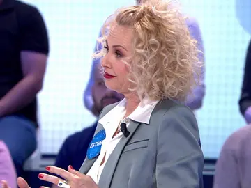 El truco del estilismo de Esther Arroyo en ‘Pasapalabra’: “Ahora uso su armario” El truco del estilismo de Esther Arroyo en ‘Pasapalabra’: “Ahora uso su armario”