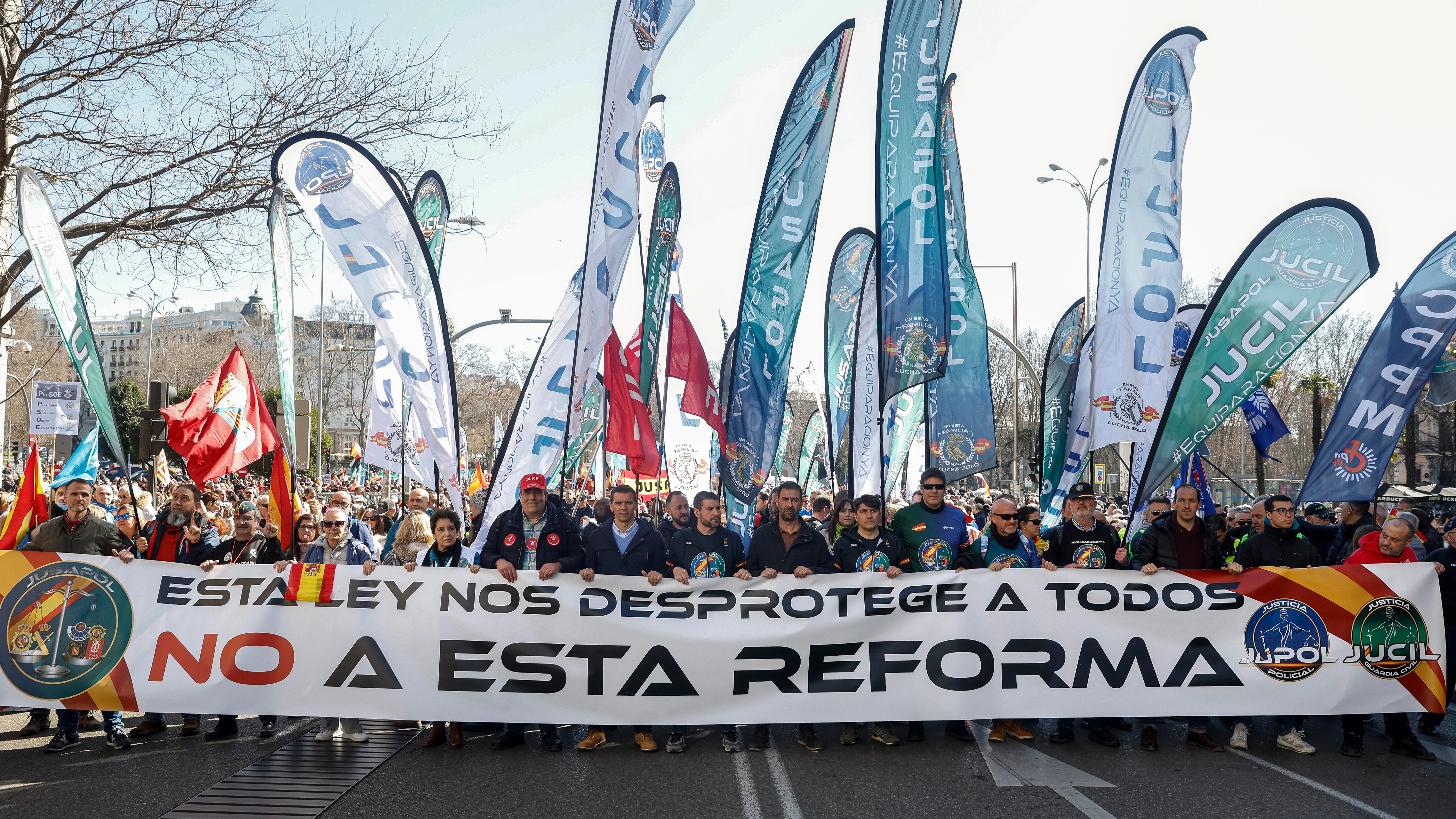 Manifestación de la Policía Nacional y Guardia Civil en contra de la Ley Mordaza Manifestación de la Policía Nacional y Guardia Civil en contra de la Ley Mordaza
