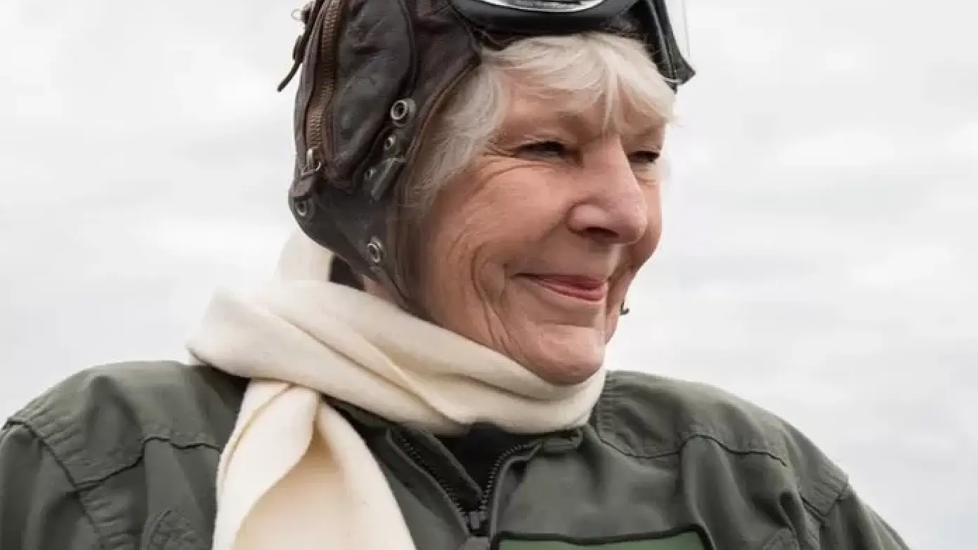 Linda Williams, una mujer de 76 años que montó una fiesta por su cáncer terminal Linda Williams, una mujer de 76 años que montó una fiesta por su cáncer terminal