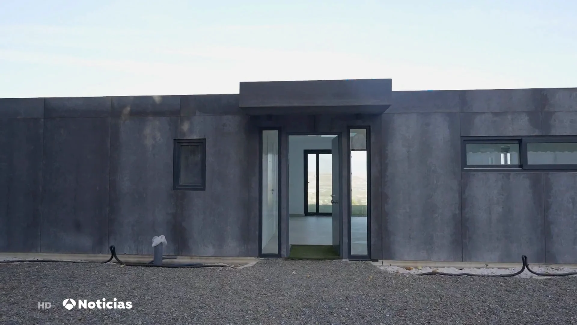 Casas contendores, la alternativa a la vivienda particular con motivo de la subida del eur&iacute;bor
