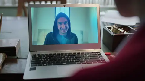 Ceylin, sin palabras, tras recibir un vídeo de... ¡Engin!: “Aunque esté muerto, nunca dejaré de sorprenderte” Ceylin, sin palabras, tras recibir un vídeo de... ¡Engin!: “Aunque esté muerto, nunca dejaré de sorprenderte”