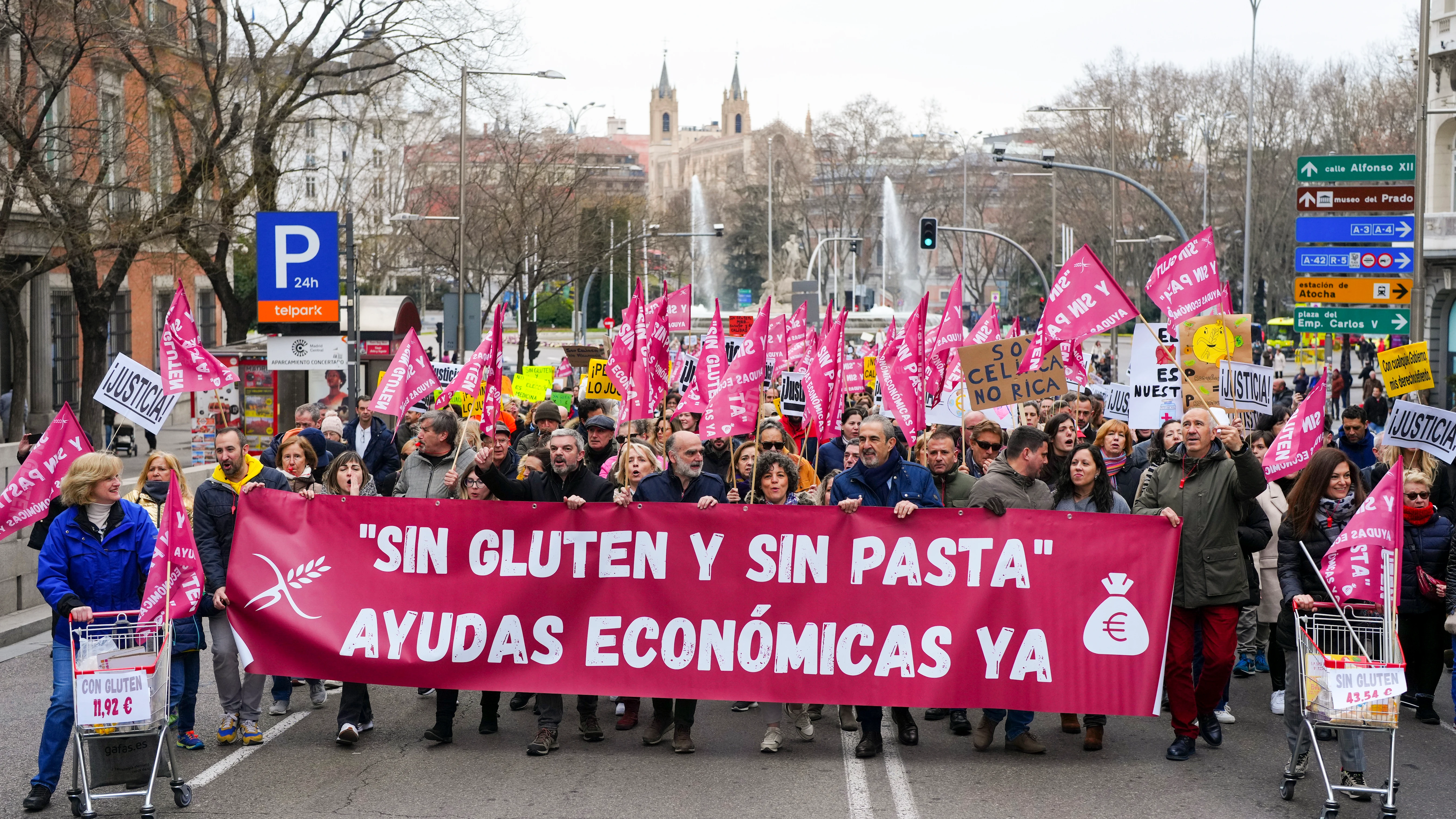 Manifestación en Madrid por el encarecimiento de los productos sin gluten Manifestación en Madrid por el encarecimiento de los productos sin gluten