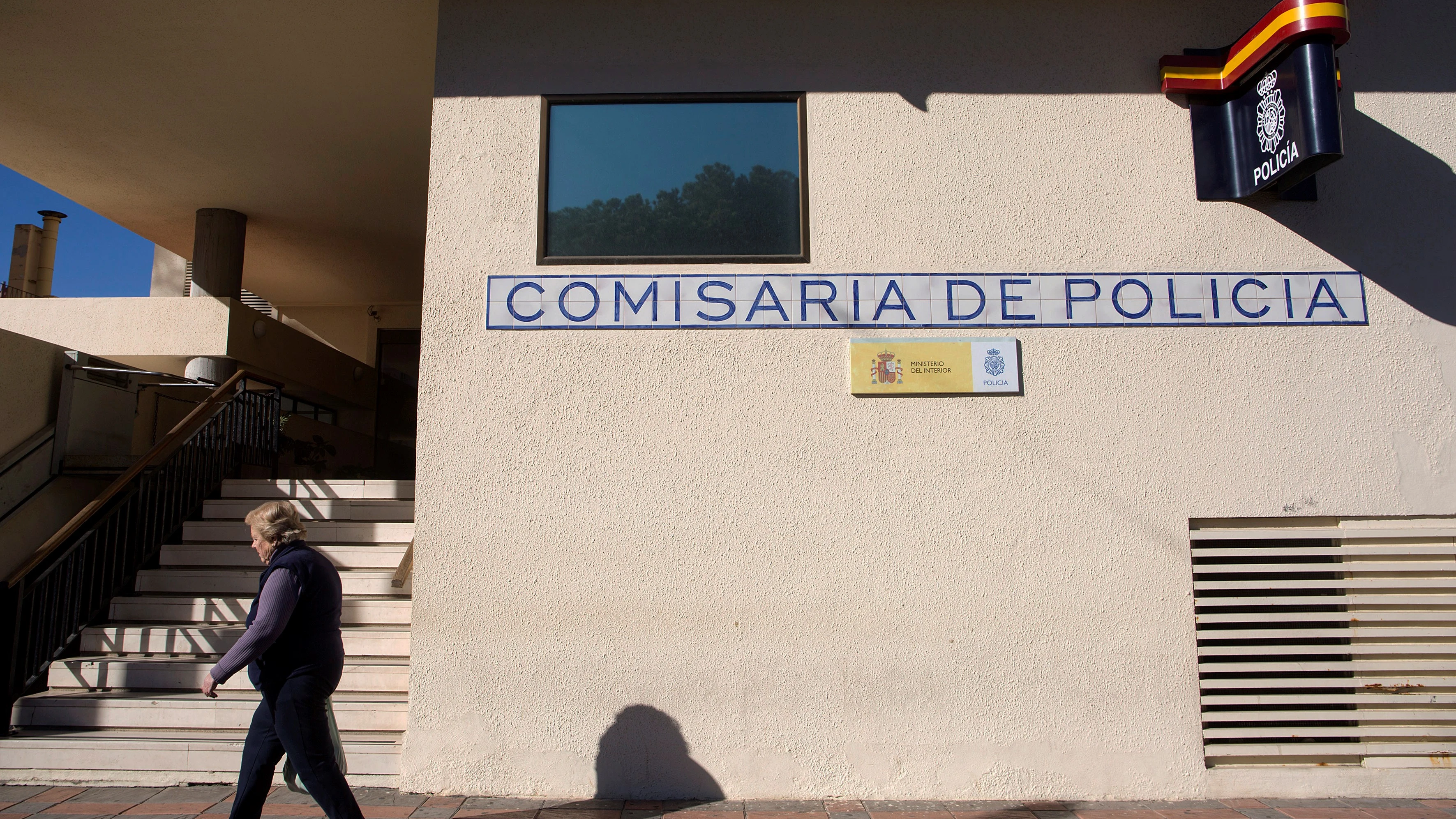 Exterior de comisar&iacute;a de la Polic&iacute;a Nacional