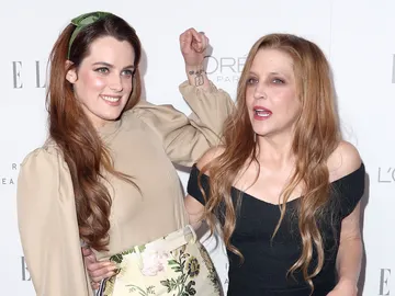 Riley Keough y su madre Lisa Marie Presley Riley Keough y su madre Lisa Marie Presley