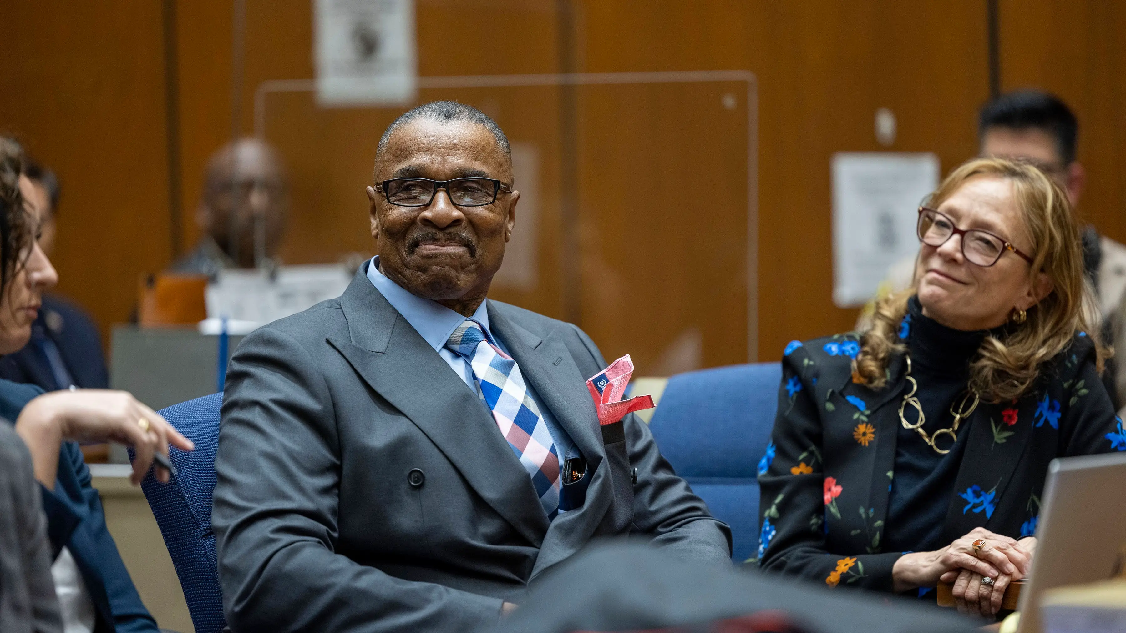 Maurice Hastings, durante el juicio en el que le comunicaron su absoluci&oacute;n tras pasar 38 a&ntilde;os en la c&aacute;rcel. 