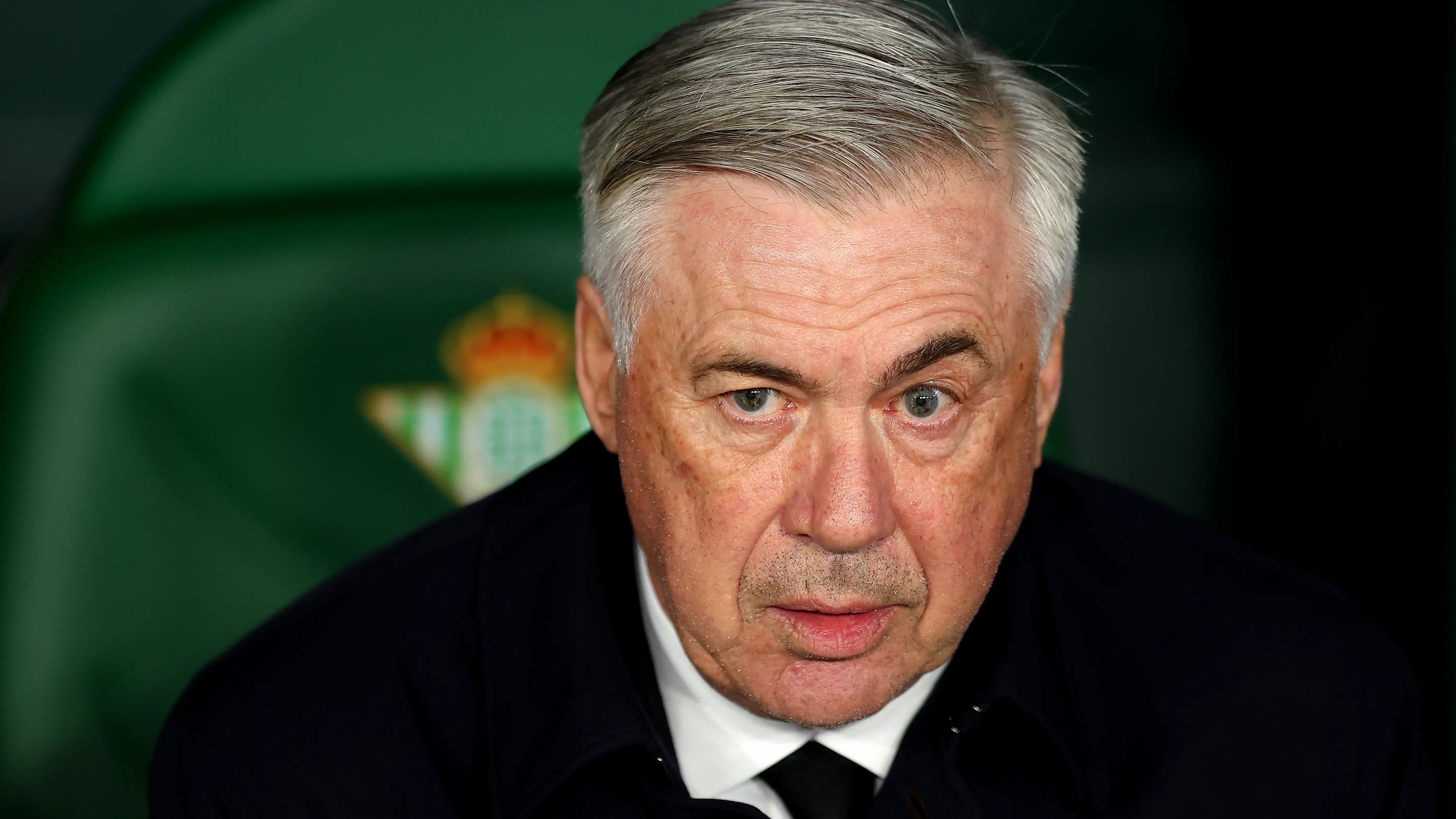 Ancelotti, en el banquillo del Villamarín Ancelotti, en el banquillo del Villamarín