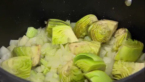 Sazona y rehoga las verduras Sazona y rehoga las verduras