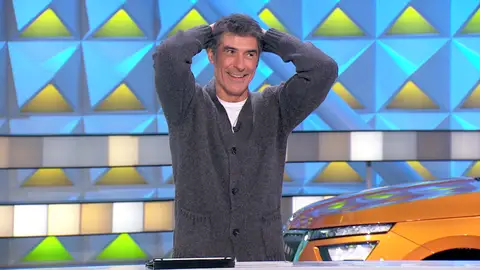 El titular loco que ha indignado a los concursantes: ¡se casa con tres trillizas a la vez! El titular loco que ha indignado a los concursantes: ¡se casa con tres trillizas a la vez!