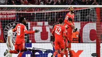 Choupo-Moting celebra su gol ante el PSG en el Allianz Arena