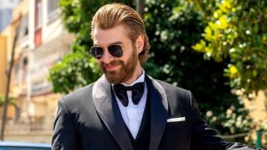 Felicidad en los Fekeli: ¡Fikret preparado para su gran día!