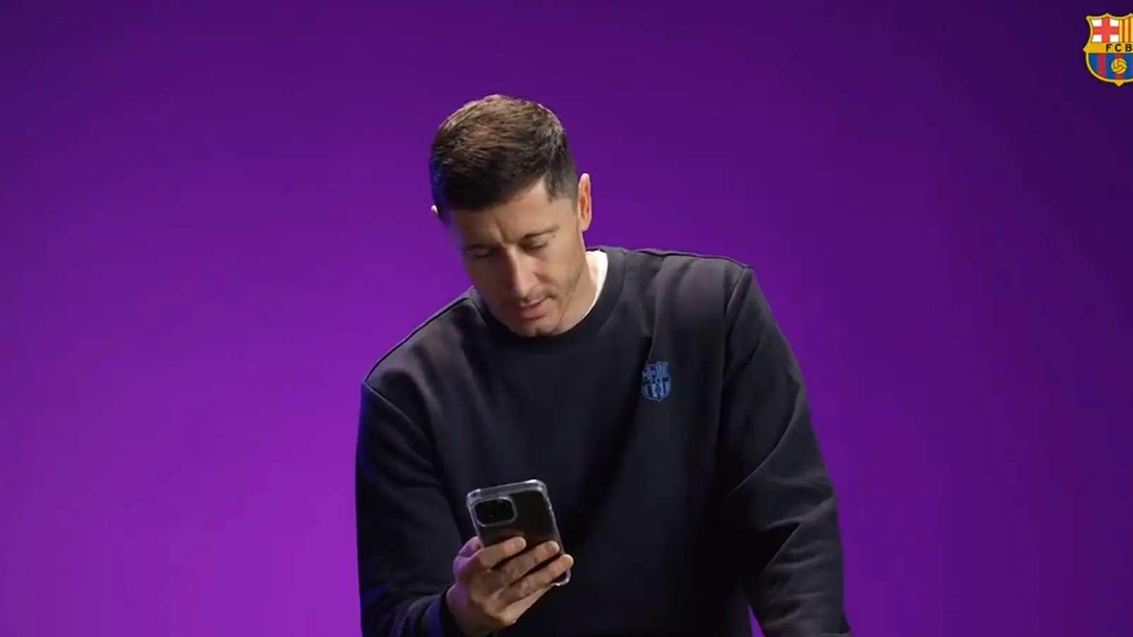 Lewandowski, protagonista del vídeo del Barça por el 8M Lewandowski, protagonista del vídeo del Barça por el 8M