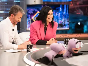 La confesión más íntima de Laura Pausini: "He hecho el amor con tres personas" La confesión más íntima de Laura Pausini: "He hecho el amor con tres personas"