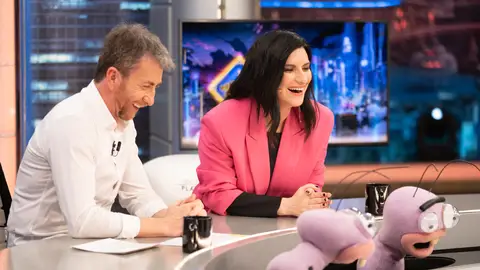 La confesión más íntima de Laura Pausini: "He hecho el amor con tres personas" La confesión más íntima de Laura Pausini: "He hecho el amor con tres personas"