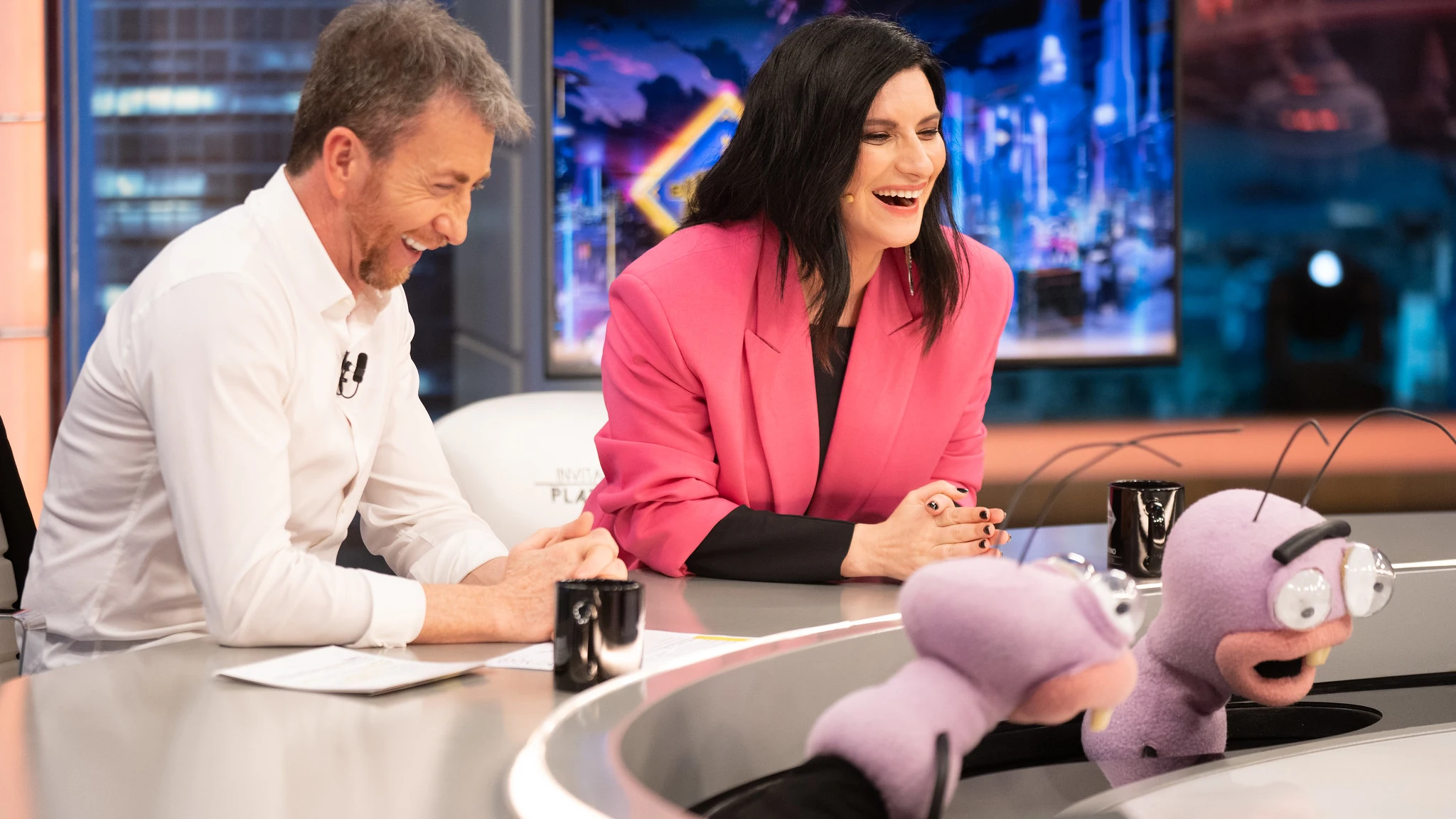 La confesión más íntima de Laura Pausini: "He hecho el amor con tres personas" La confesión más íntima de Laura Pausini: "He hecho el amor con tres personas"