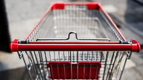 Un carro de la compra Un carro de la compra