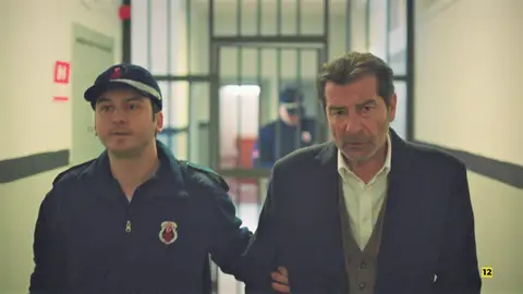 "¿Cómo pueden acusarme de matar a mi hijo?": 'Secretos de familia', el domoingo nuevo capítulo em Antena 3 "¿Cómo pueden acusarme de matar a mi hijo?": 'Secretos de familia', el domoingo nuevo capítulo em Antena 3