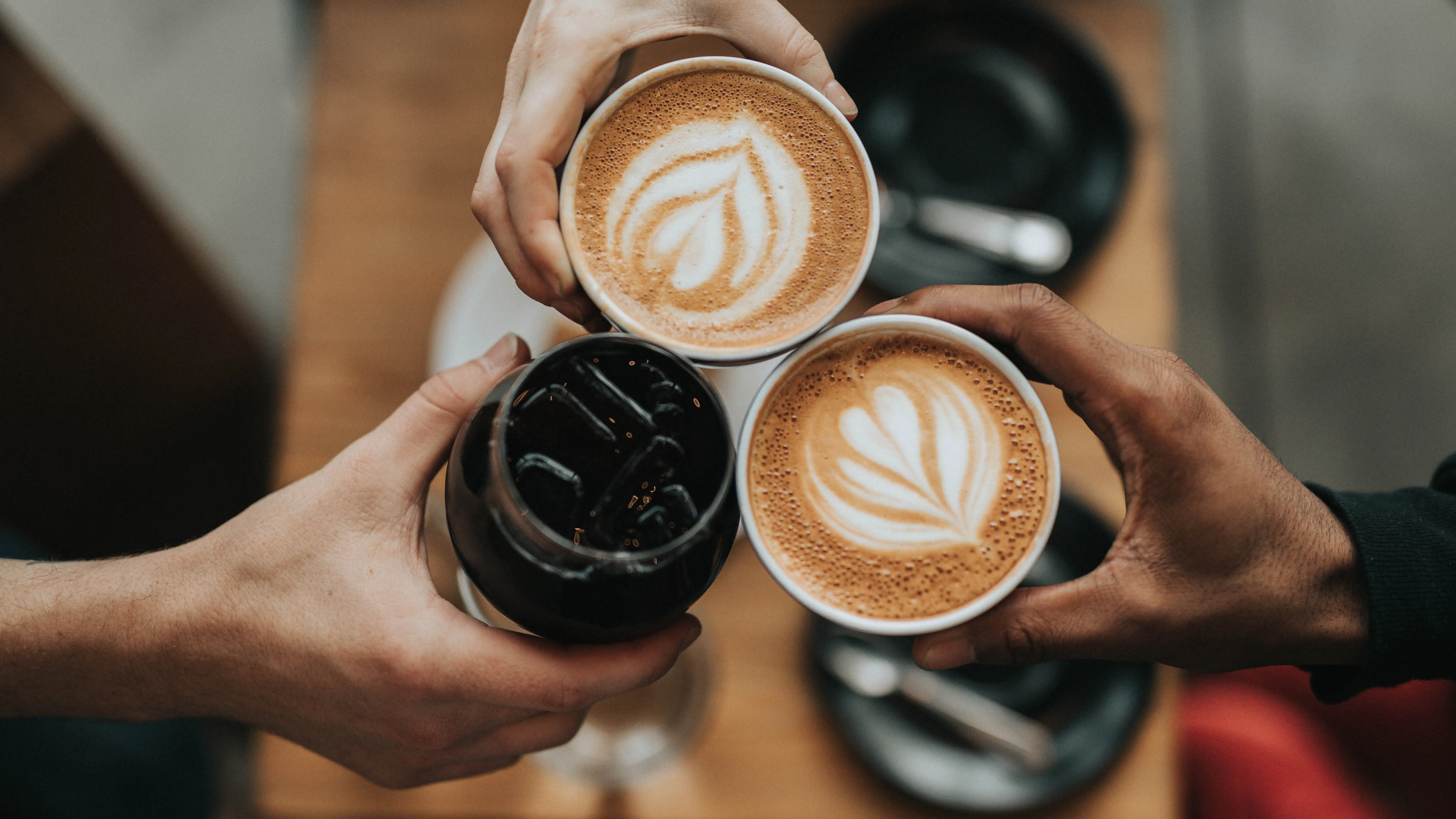 Las empresas pueden obligar a fichar las pausas para fumar o tomar caf&eacute;