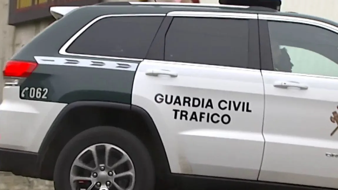 Coche de la Guardia Civil de Tr&aacute;fico