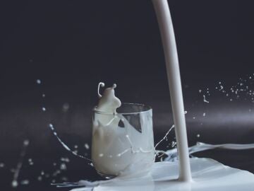 Imagen de un vaso de leche