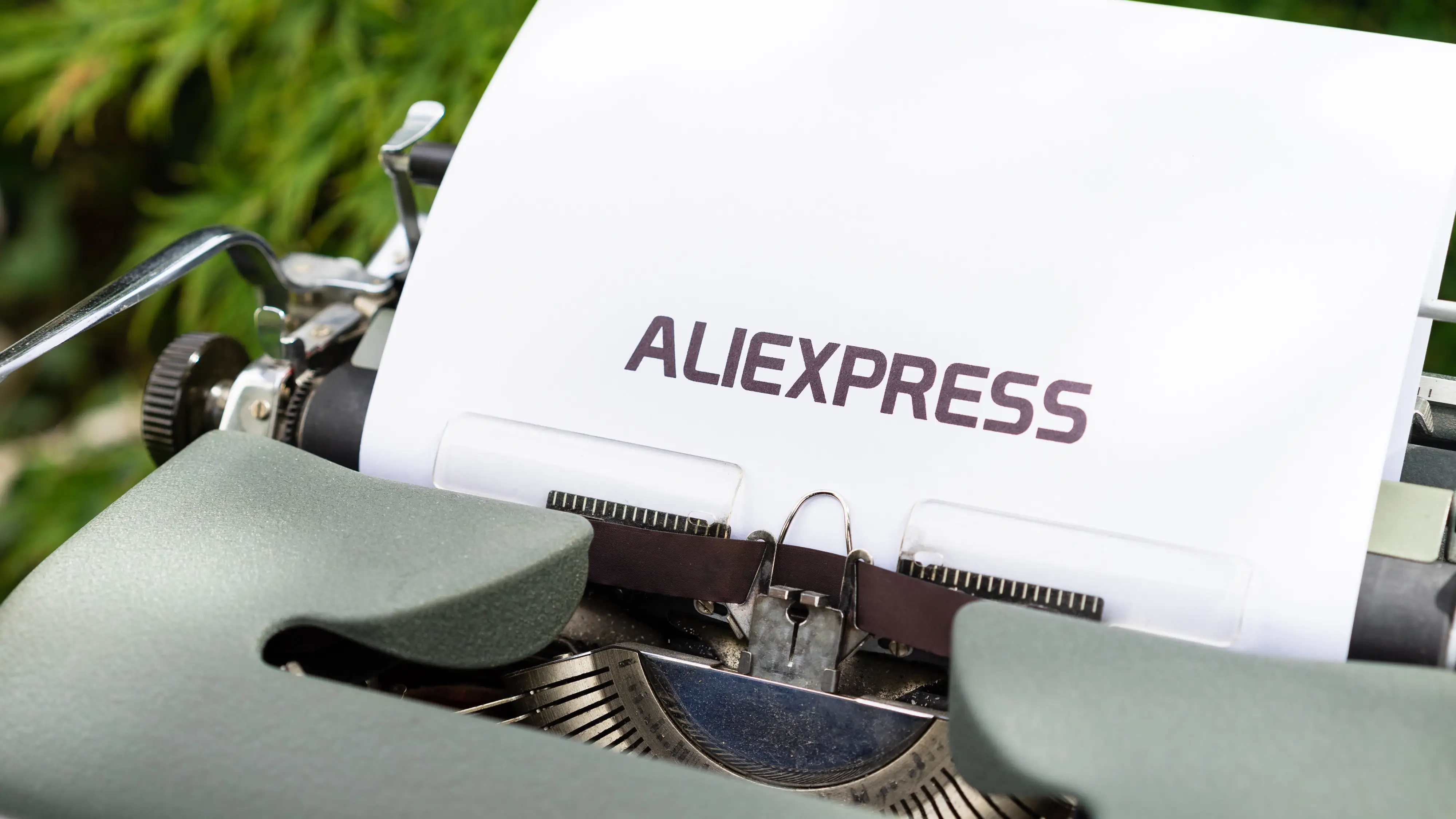 Compra un llavero en Aliexpress y lo recibe 6 años después Compra un llavero en Aliexpress y lo recibe 6 años después