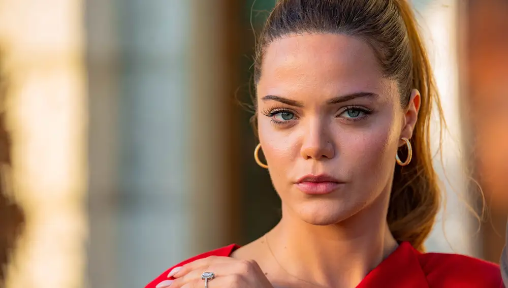 Así ha sido la historia de Züleyha que ha conquistado nuestros corazones en ‘Tierra Amarga’ Así ha sido la historia de Züleyha que ha conquistado nuestros corazones en ‘Tierra Amarga’