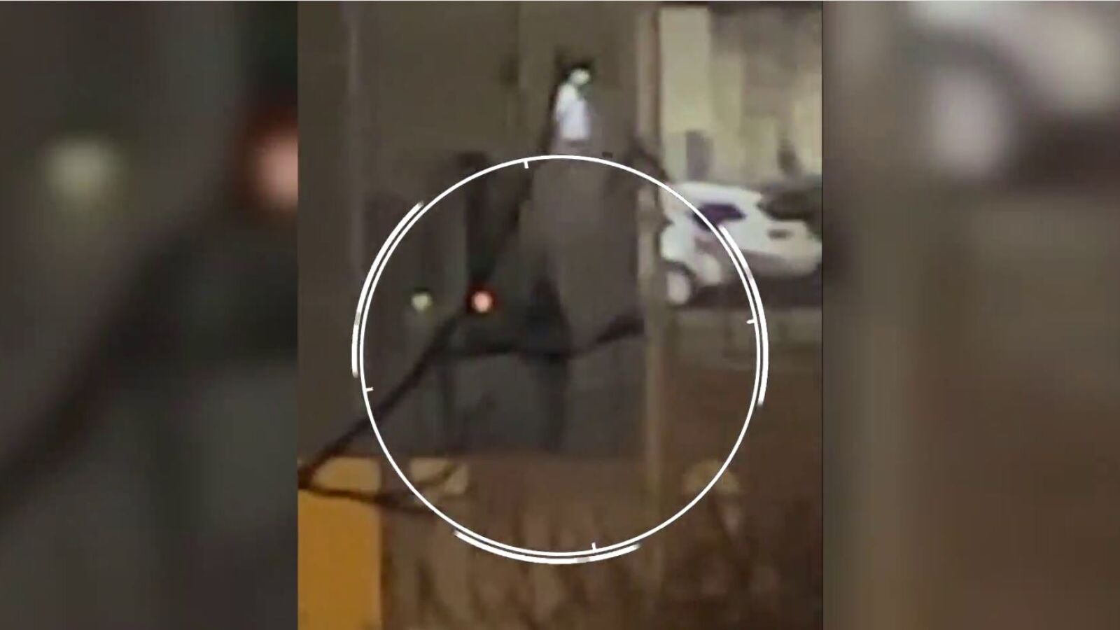 VÍDEO: Un testigo graba el momento en el que el presunto tirador abre fuego en Hamburgo