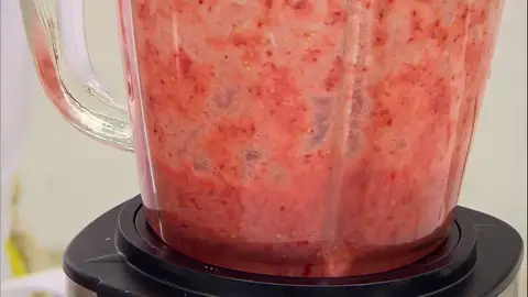 Ponlas en el vaso americano y tritúralas Ponlas en el vaso americano y tritúralas