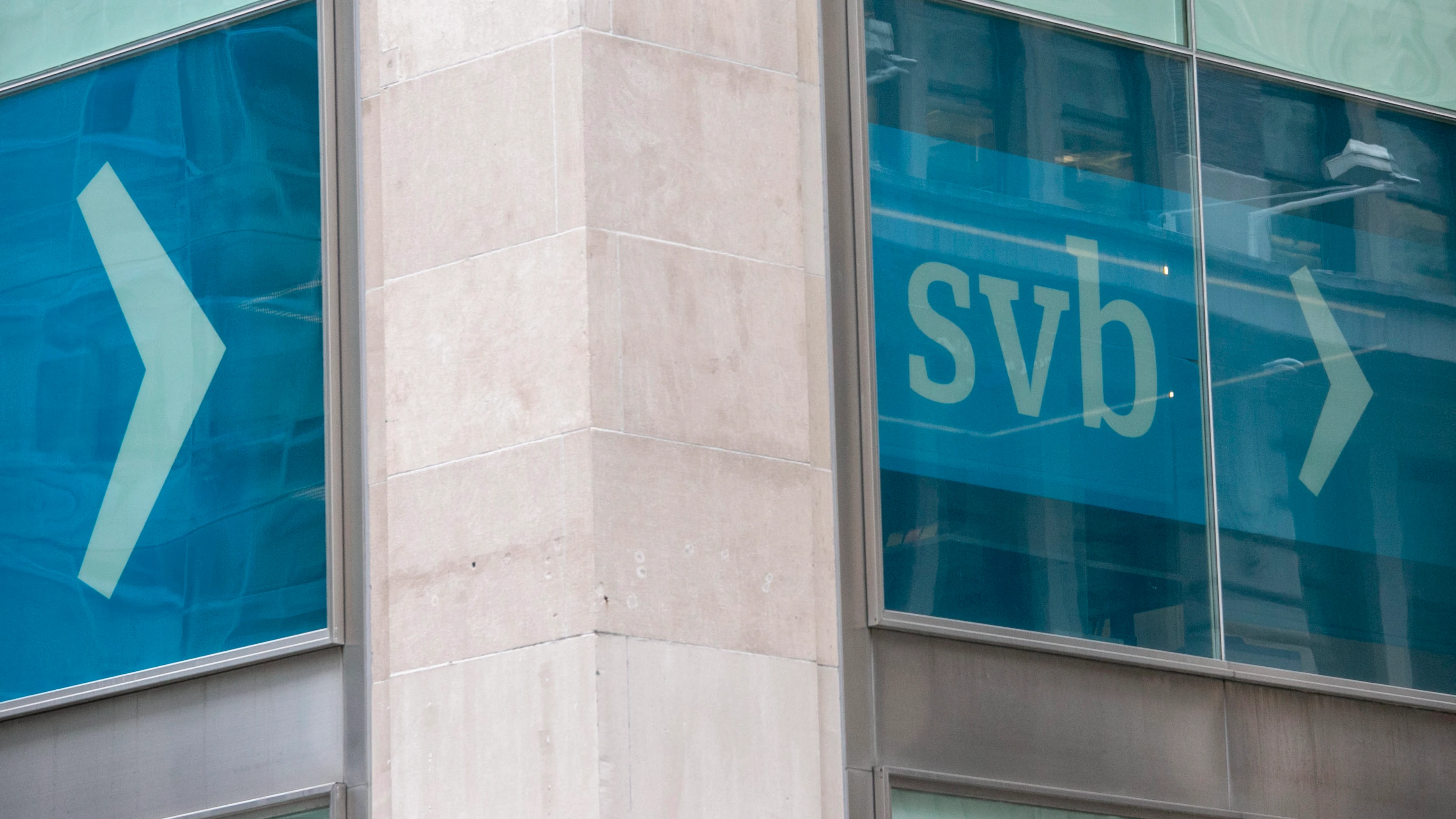 Banco de Silicon Valley