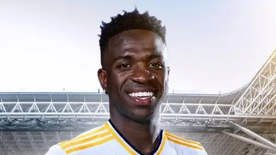 Vinicius con la posible camiseta del Real Madrid la pr&oacute;xima temporada