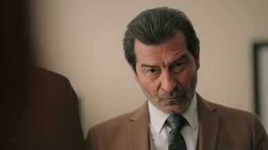¡Yekta ingresa en la cárcel!: Neva pide para él prisión preventiva por el asesinato de su hijo Engin 