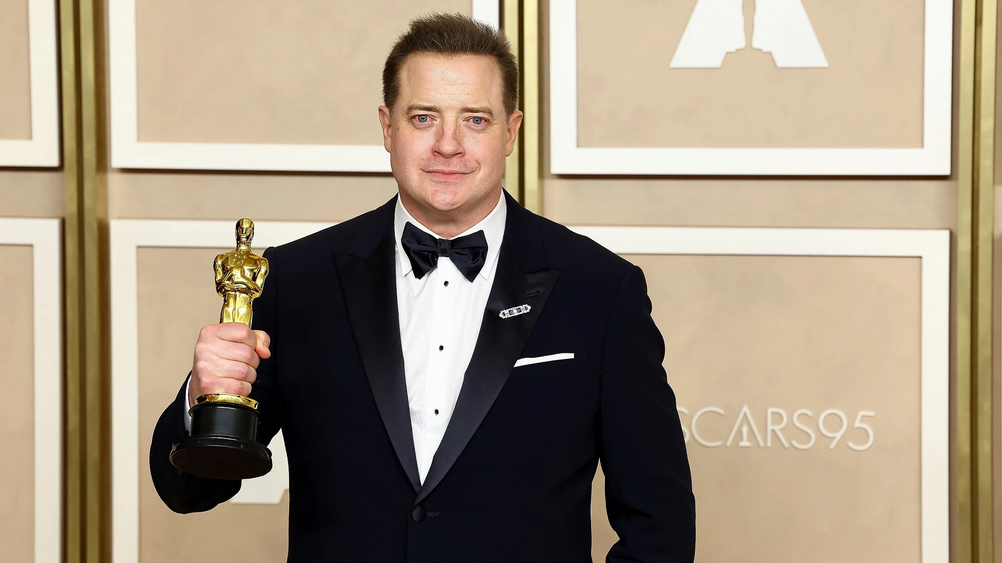 Brendan Fraser, muy emocionado, gana el Oscar a Mejor Actor por 'The Whale' Brendan Fraser, muy emocionado, gana el Oscar a Mejor Actor por 'The Whale'