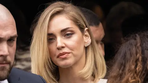 Chiara Ferragni r Chiara Ferragni r
