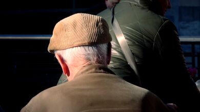 Cinco menores agreden a un señor, lo graban y lo publican en redes: 