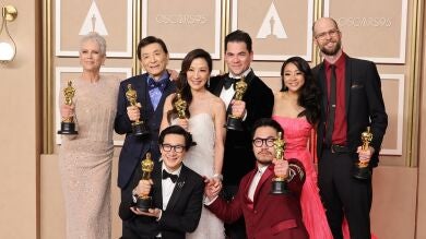 'Todo a la vez en todas partes' barre en los Oscar 2023 frente a 'Elvis' y 'Los Fabelman' que se van de vacío