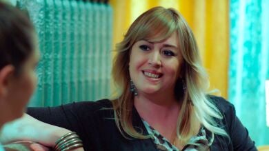 ¡La madre de Yildiz y Zeynep llega para la boda! 