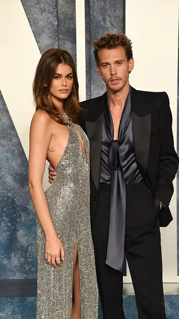 Austin Butler y Kaia Gerber en la fiesta de Vanity Fair tras los Oscar Austin Butler y Kaia Gerber en la fiesta de Vanity Fair tras los Oscar