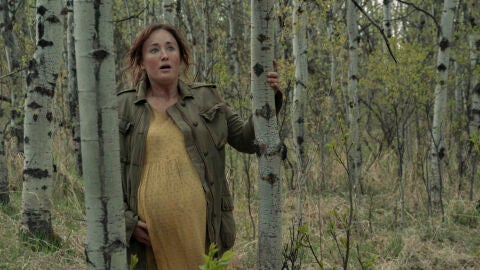 Ashley Johnson como la madre de Ellie en 'The Last of Us'