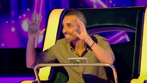 ¡Nunca fue tan fácil aprender inglés! Damián Mollá demuestra a Juanra Bonet que tiene más vocabulario del que pensaba ¡Nunca fue tan fácil aprender inglés! Damián Mollá demuestra a Juanra Bonet que tiene más vocabulario del que pensaba