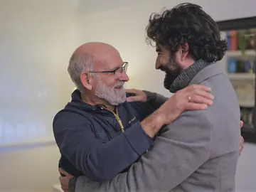 El regreso de Rafa a Sevilla con el bote de 2.272.000 euros de ‘Pasapalabra’ El regreso de Rafa a Sevilla con el bote de 2.272.000 euros de ‘Pasapalabra’