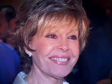 Fallece Laura Valenzuela, la presentadora que ha marcado historia en la televisión en España Fallece Laura Valenzuela, la presentadora que ha marcado historia en la televisión en España