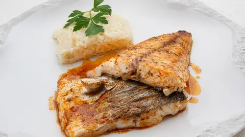 ¡Lista en 5 minutos! La receta de dorada especiada de Karlos Arguiñano ¡Lista en 5 minutos! La receta de dorada especiada de Karlos Arguiñano