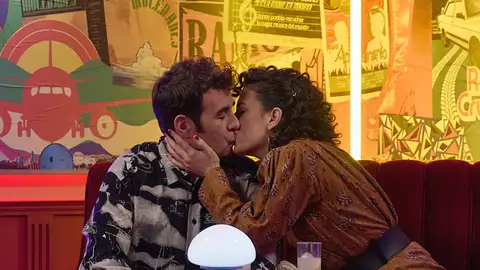 Avance semanal de ‘Amar es para siempre’: Úrsula se lanza a los brazos de Hugo Avance semanal de ‘Amar es para siempre’: Úrsula se lanza a los brazos de Hugo