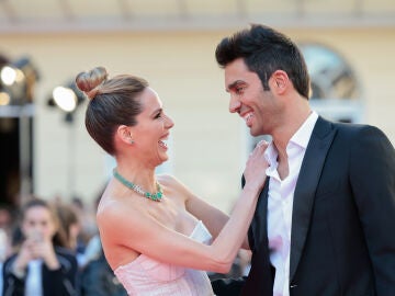 Vanesa Romero y Santi Burgoa