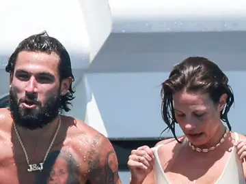 Jota Peleteiro y Jessica Bueno Jota Peleteiro y Jessica Bueno