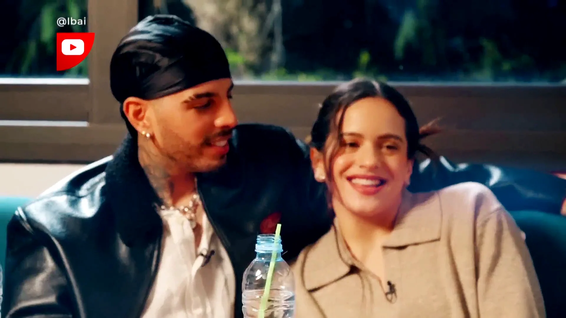 Rosalía y Rauw Alejandro dan su primera entrevista juntos: “No tenías miedo de querer y ser querido" Rosalía y Rauw Alejandro dan su primera entrevista juntos: “No tenías miedo de querer y ser querido"