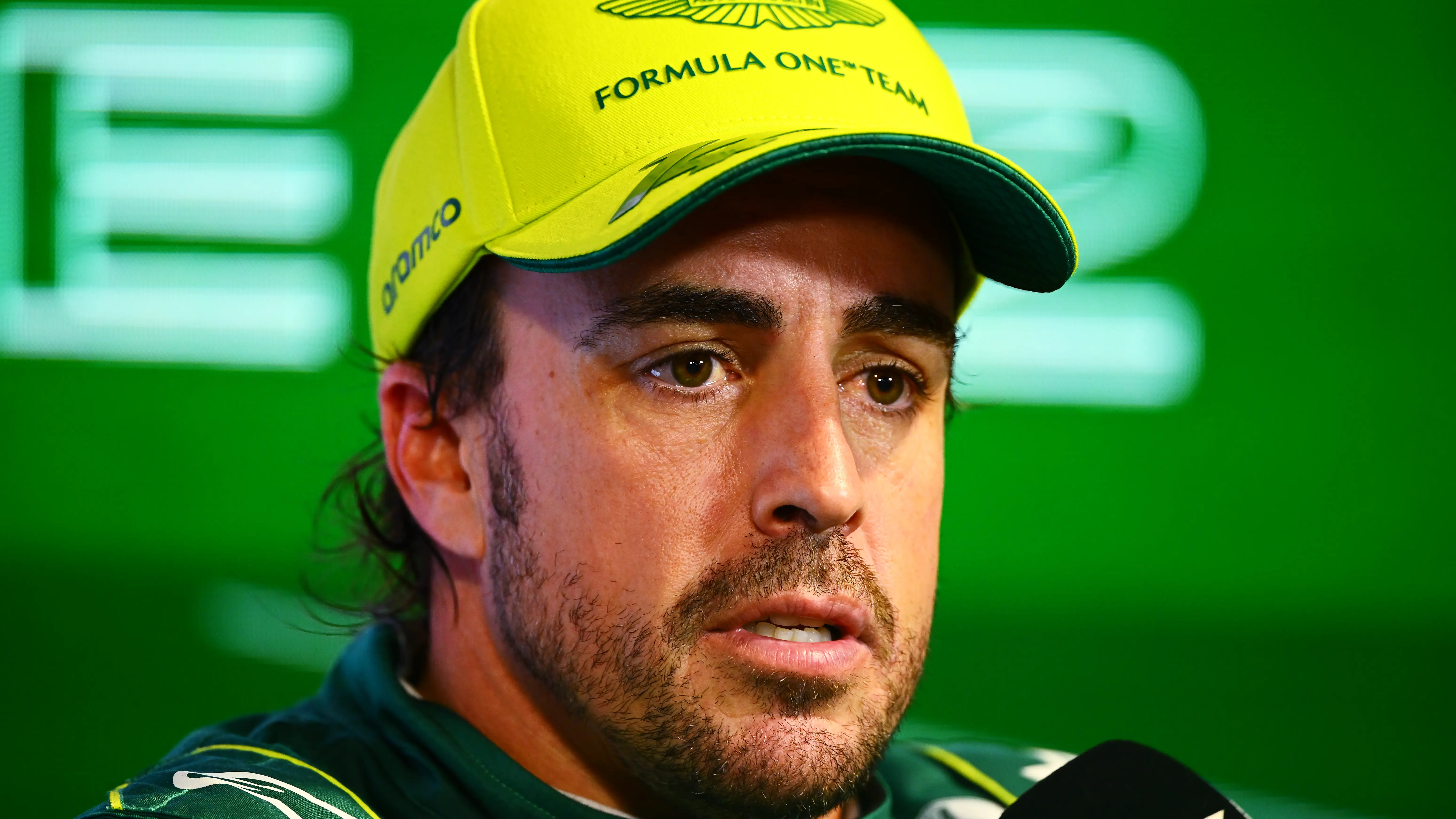 Fernando Alonso atiende a los medios en Jeddah Fernando Alonso atiende a los medios en Jeddah