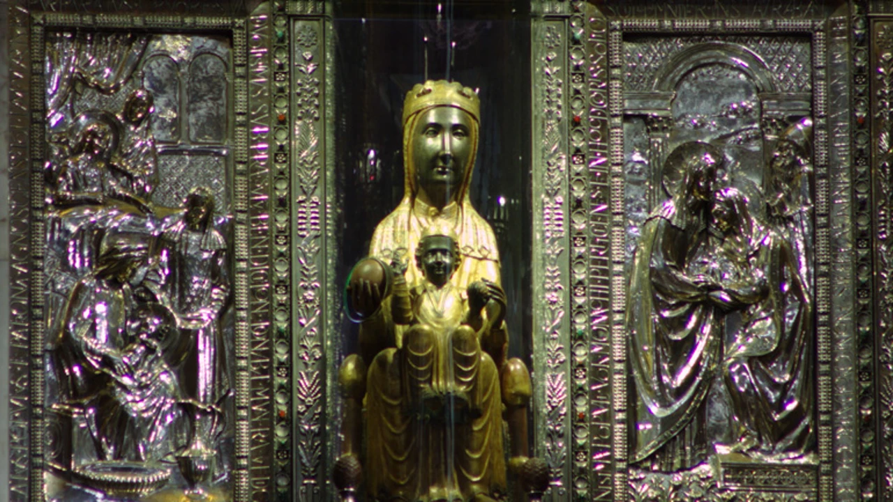 Nuestra Señora de Montserrat Nuestra Señora de Montserrat