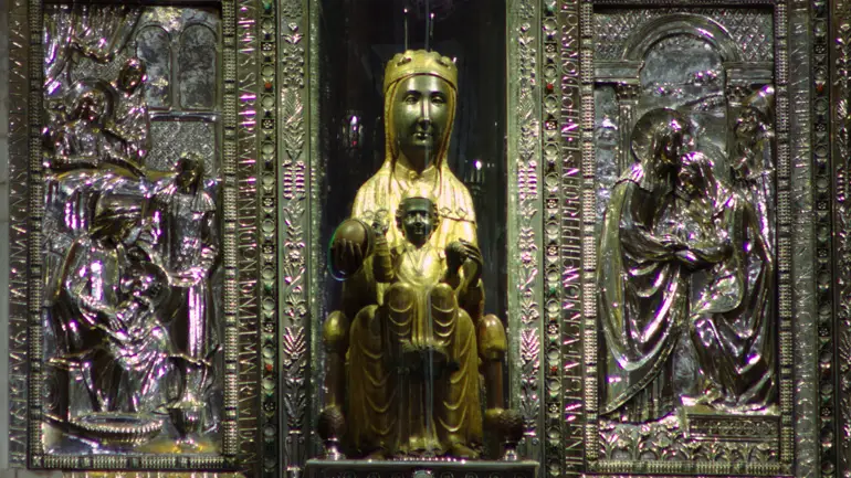 Nuestra Se&ntilde;ora de Montserrat